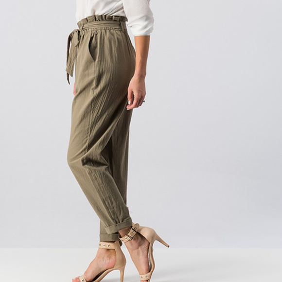 FOLDED PLEAT DETAIL PEGGED PANTS WITH TIE - Picture 6 of 7
